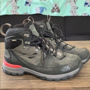 NEVER WORN North Face Hiking Boots